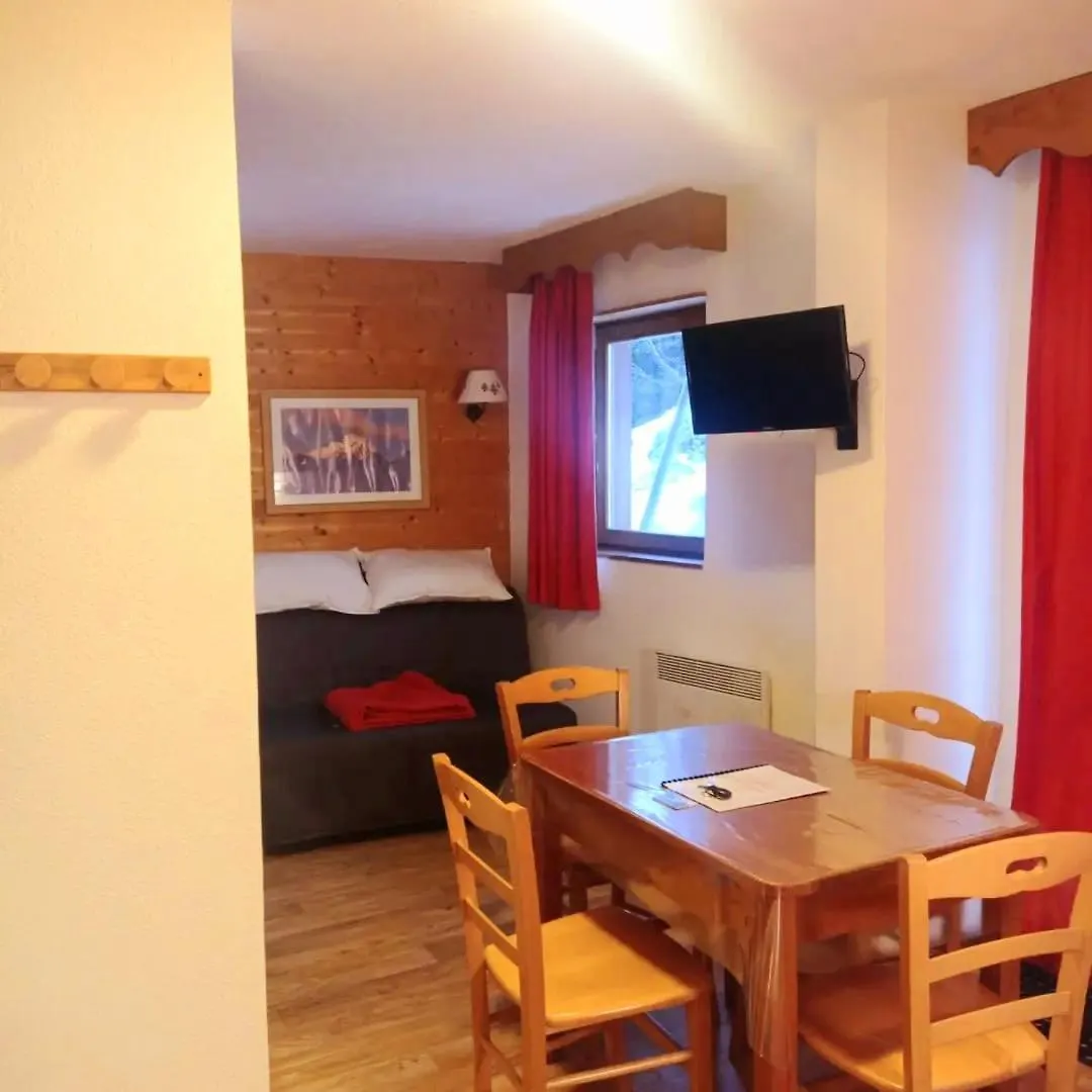 公寓 Le Cocon De Neo Chamrousse 1700公寓